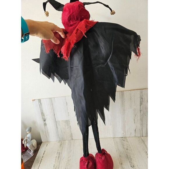 Amscan scary jester skeleton tall Halloween trap - Picture 4 of 8